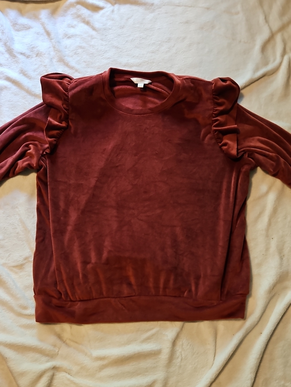 LC Lauren Conrad Velvet Sweatshirt in Deep Burgundy